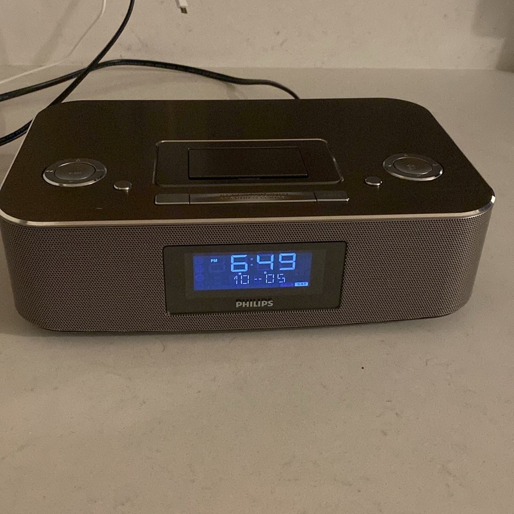 Philips DC290B Aluminum Body Media Docking System 30Pin Iphone‎ Player